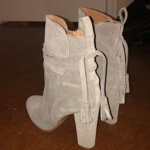 Steve Madden tan booties